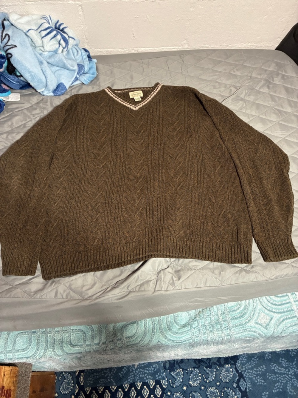 St. John Brown V-Neck Cable Knit Sweater with Cream and Pink Trim